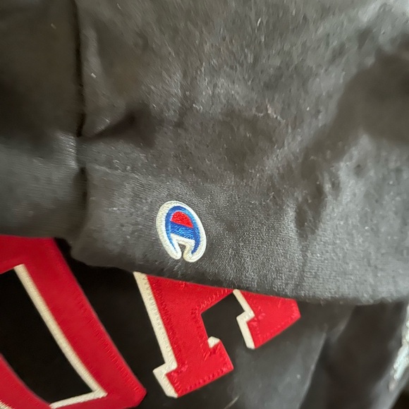 Black Georgia Dawgs Sweatshirt - Picture 4 of 5